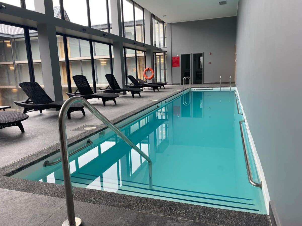 Depto 2D2B Frente A La Costanera Piscina Temperada Servicio Hom 0401 Apartment Puerto Varas Bagian luar foto